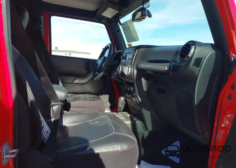 2018 Jeep Wrangler Jk Unlimited Sport S 4X4 z USA, uszkodzony, nr VIN 1C4HJWDG3JL915953